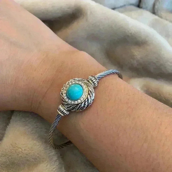 Turquoise designer bracelet - Picture 2 of 2